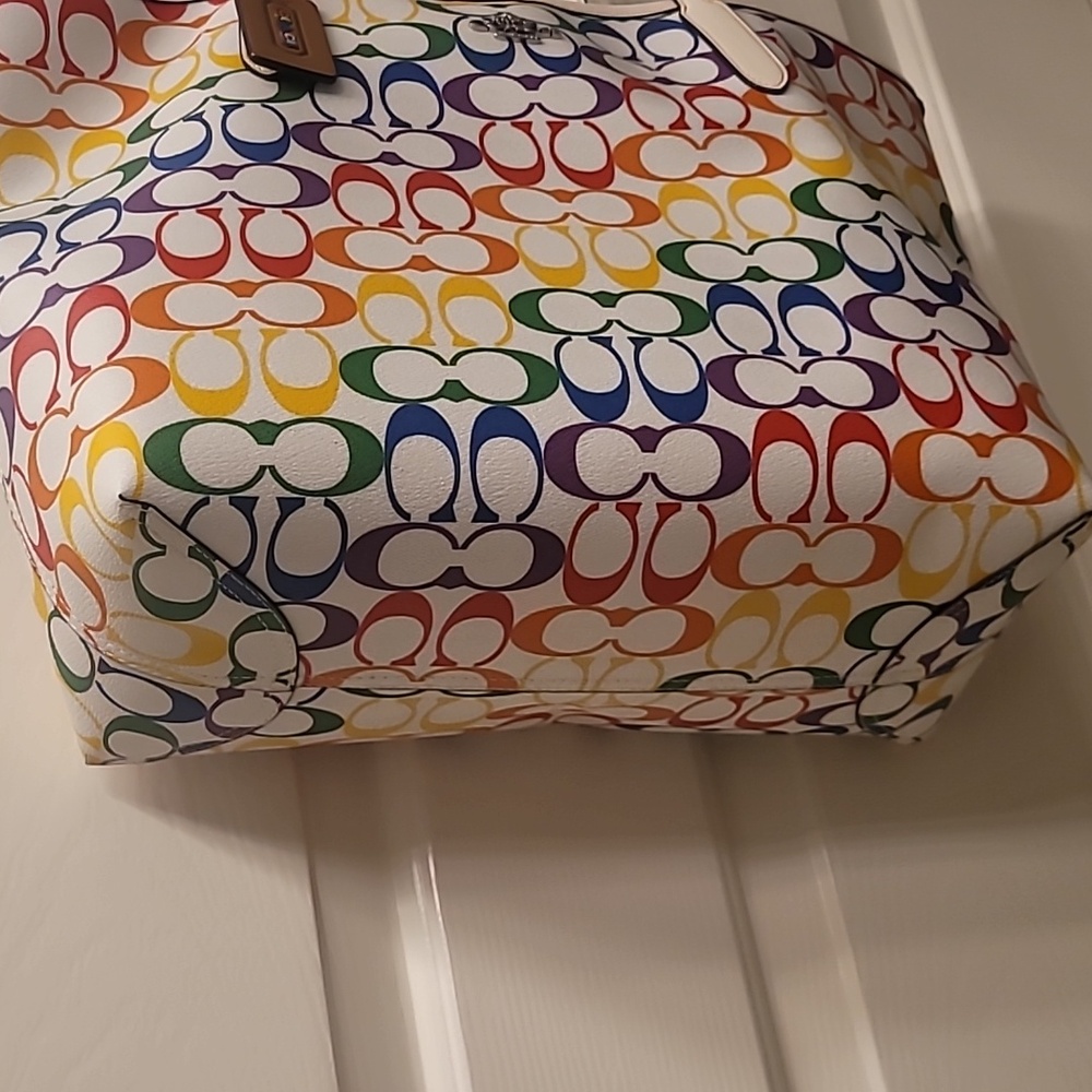 Coach Rainbow Bag, New with Tags - Picture 6 of 16